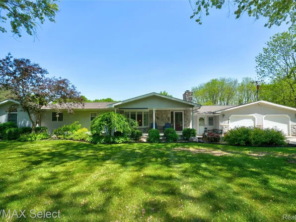 2391 Atwell Rd, Attica, MI 48412