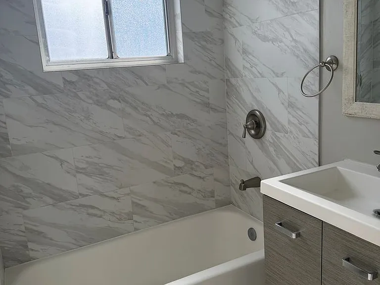 4957 4959th Mls #4961-4963-4924 — Photo 3