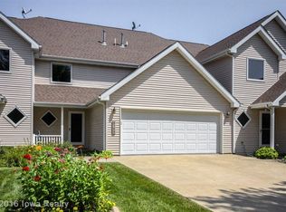 616 Bos Landen Dr #6B, Pella, IA 50219