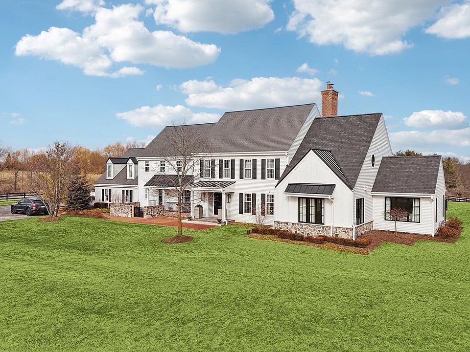 1st image of 13700 North Riverland ROAD