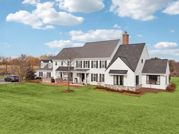 13700 North Riverland ROAD, Mequon, WI 53097