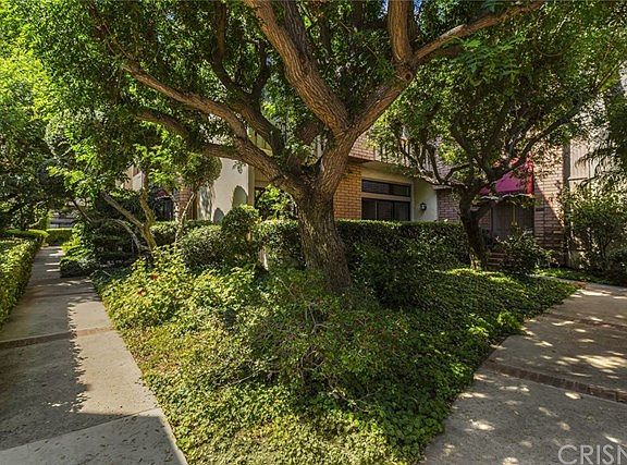 3rd image of 5215 White Oak Ave APT 3