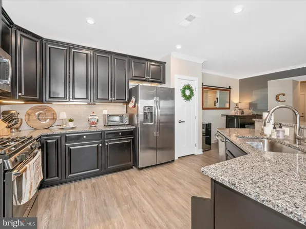 10280 Hopewell St #L-303, New Market, MD 21774