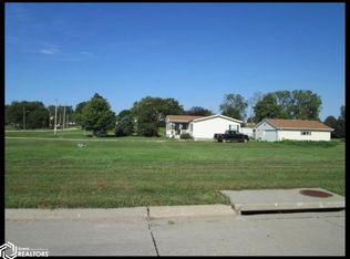 804 Jones St, Walnut, IA 51577