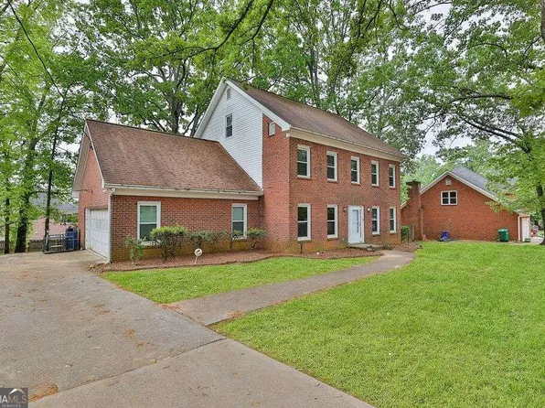 5589 Manassas Run, Stone Mountain, GA 30087