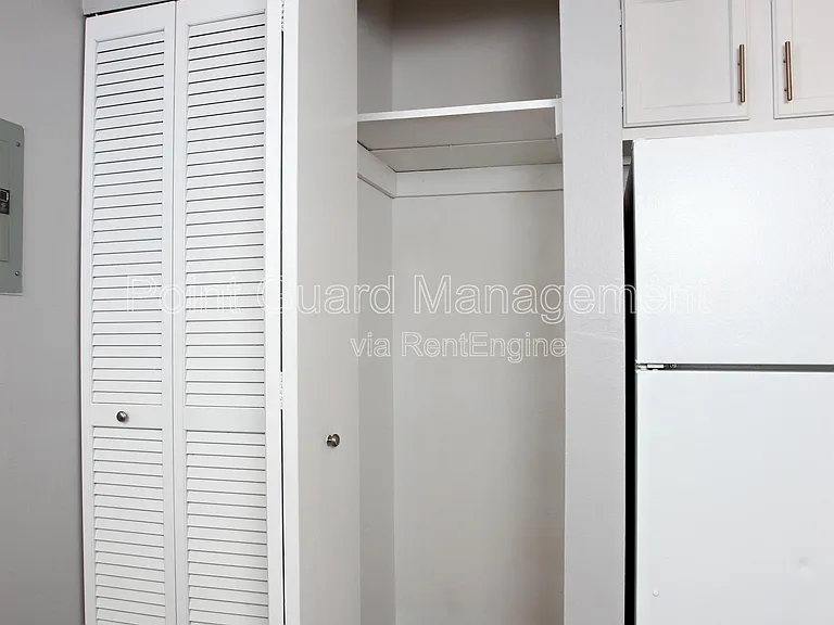1717 N Vassar Ave — Photo 39