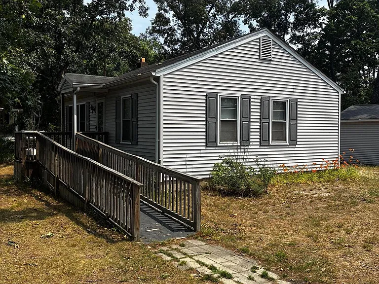 24 Wilson Rd — Photo 4