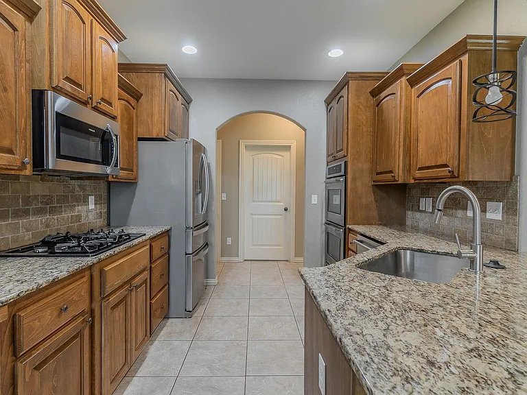 11049 Rausch Ct — Photo 12