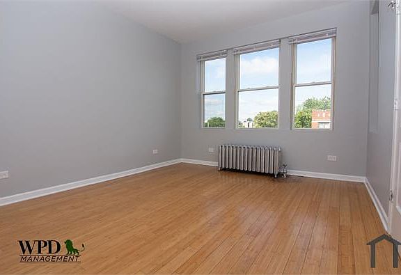 4th image of 7805 S Paulina St #3S