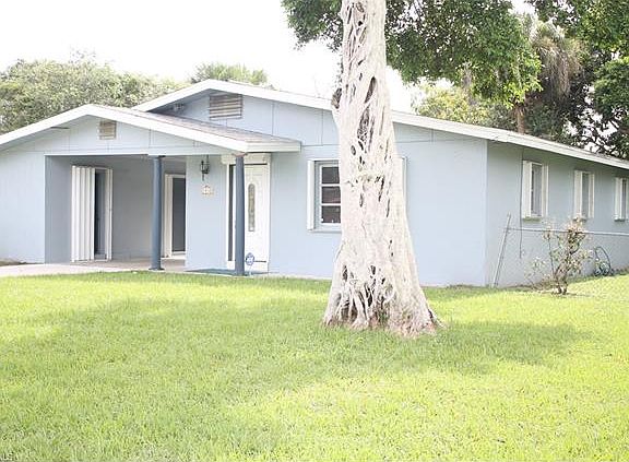 3rd image of 1572 Lockwood Dr