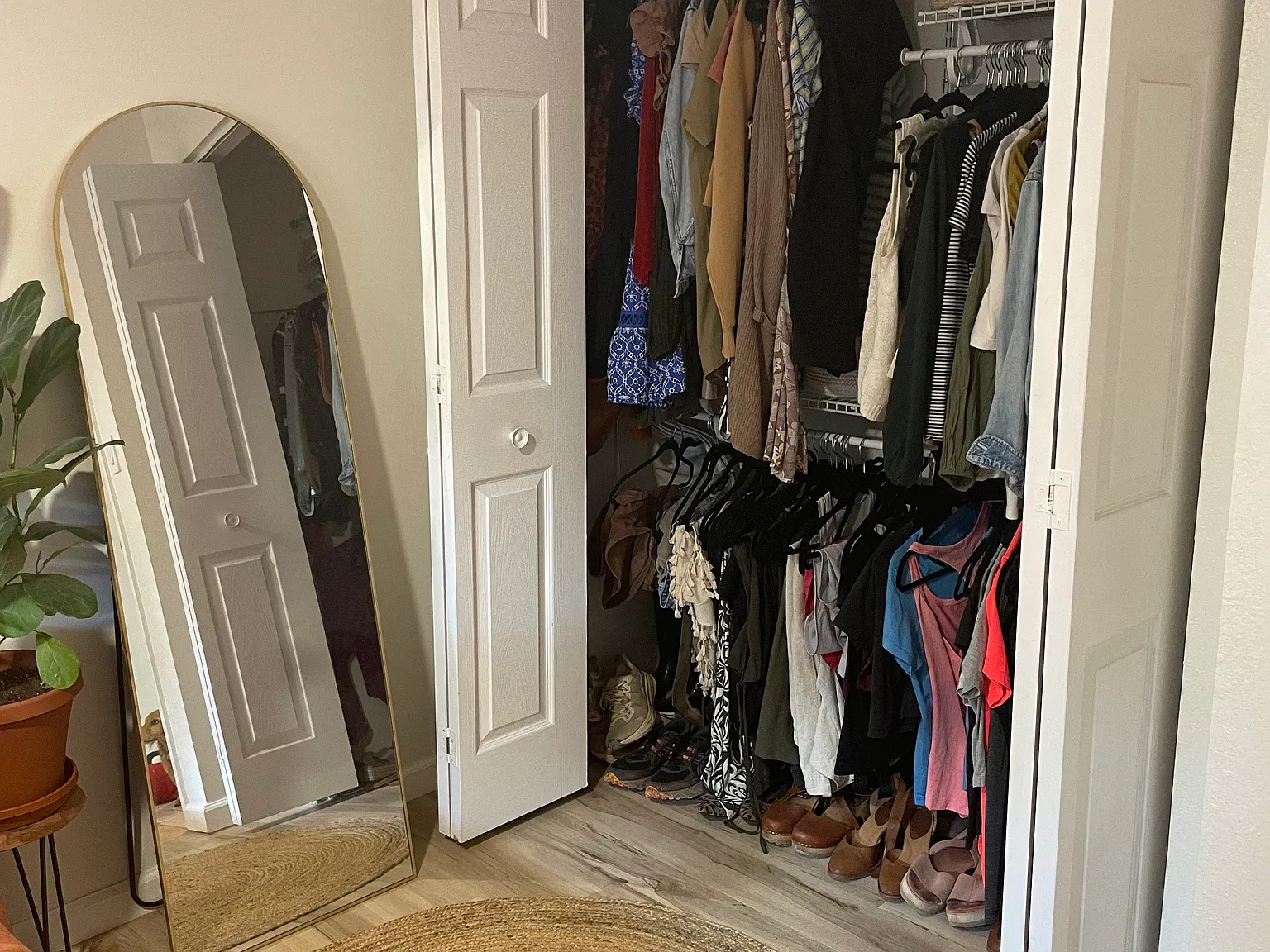 2 bed, 747 sqft, $3,800 — Photo 4
