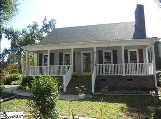 200 Spring View Ln, Taylors, SC 29687