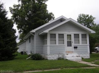 1356 Hickory St, Niles, MI 49120