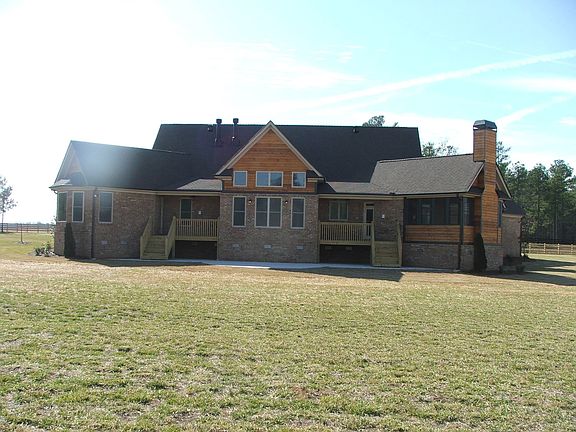 Just as pretty from the back!