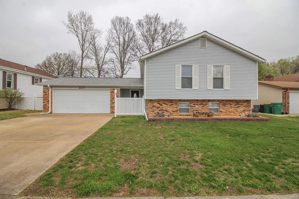 4741 Bramble Berry Dr photo 1