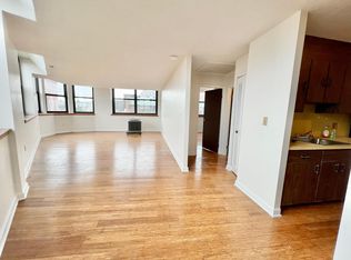 142 Commercial St #5, Boston, MA 02109