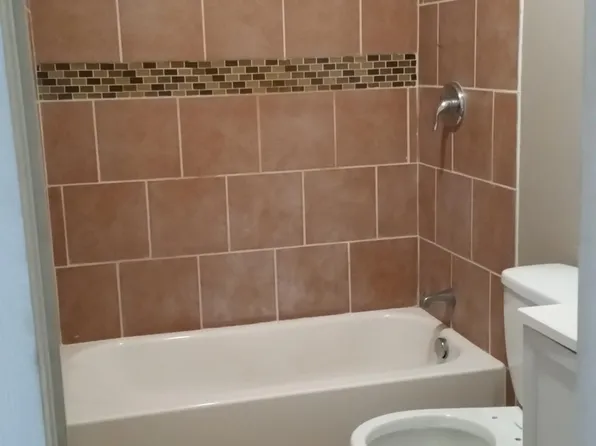 424 W Bringhurst St, Philadelphia, PA 19144