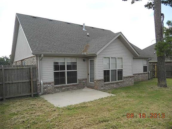 4th image of 3100 SW Waterleaf Ave