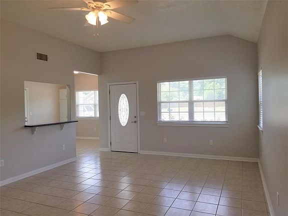 4th image of 12507 Gulf Coast Dr
