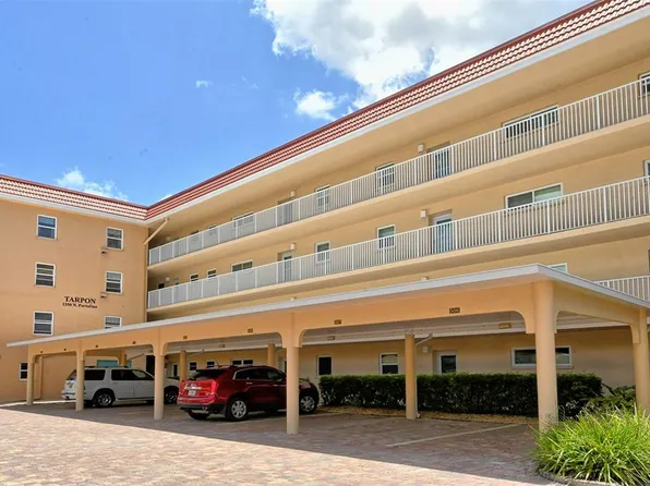 1350 N Portofino Dr APT 310, Sarasota, FL 34242