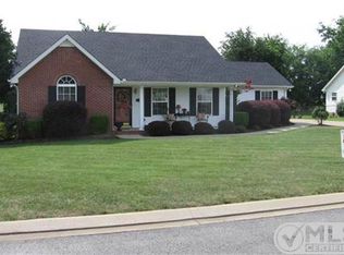 2713 English Hill Dr, Murfreesboro, TN 37130