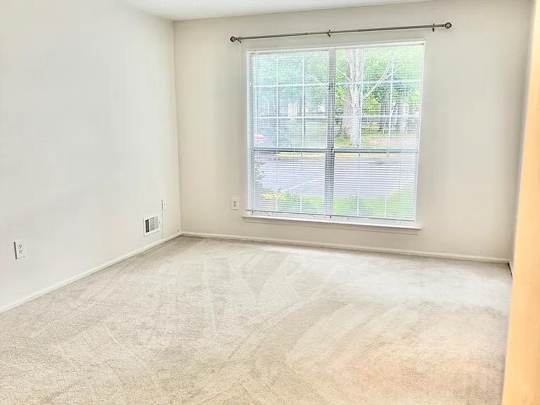 44 Juniper Way — Photo 11