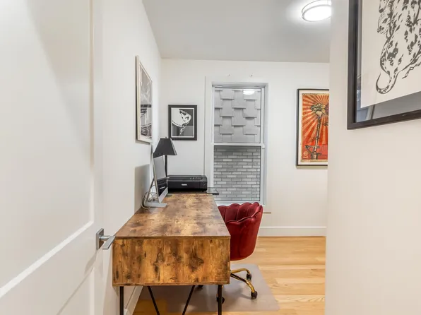 152 Beach Street image 27 of 36