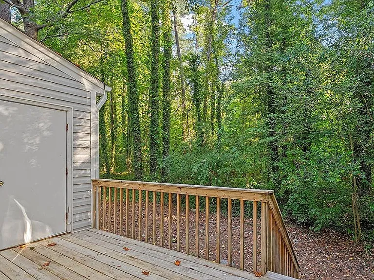 524 Brent Rd — Photo 19