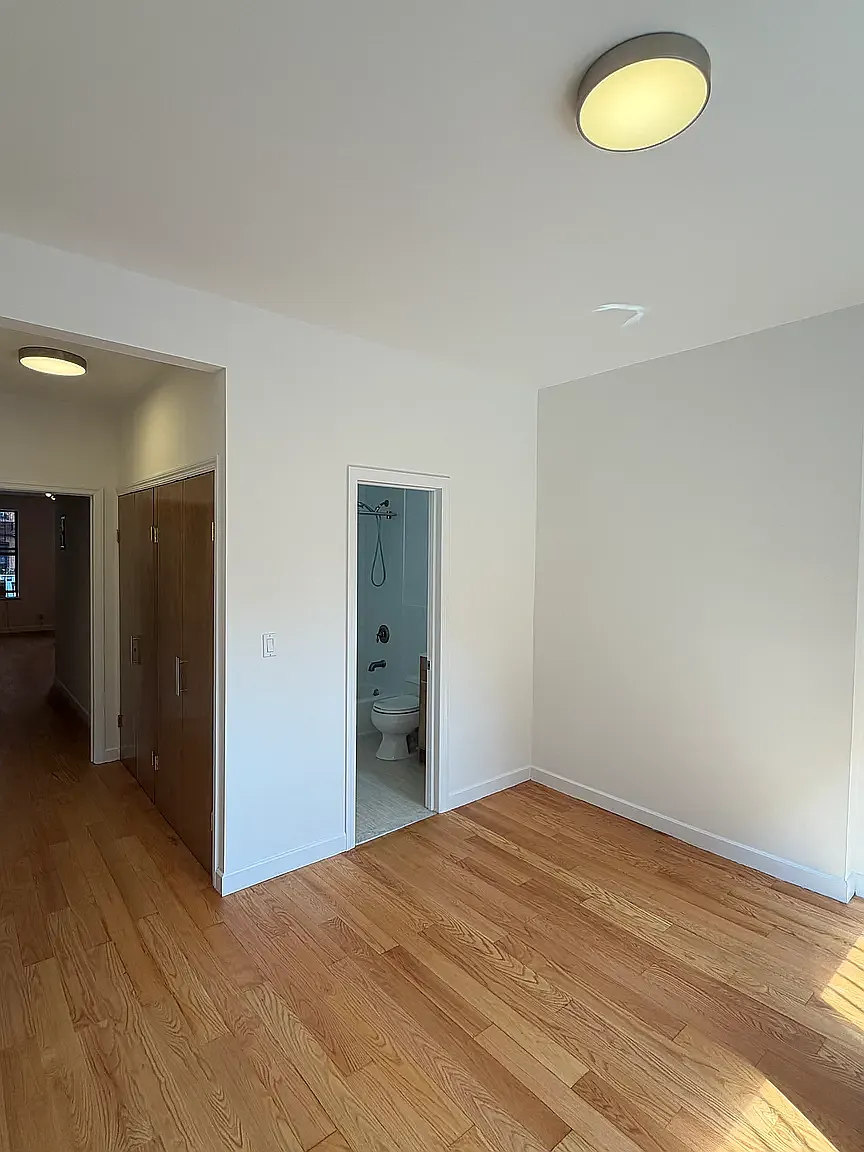 181 East 117th Street — Photo 3