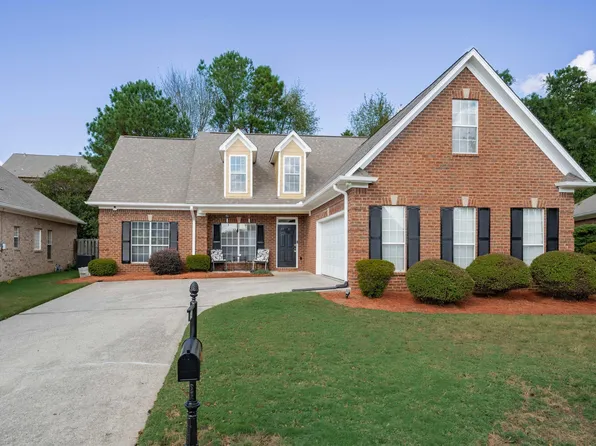 544 Enclave Cir, Fultondale, AL 35068