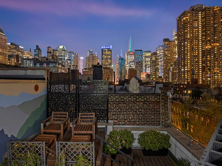 459 W 44th St #C — Photo 44