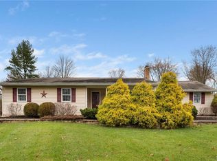 27 Pheasant Hill Rd, Sellersville, PA