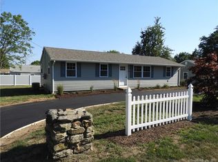 247 Shore Rd, Old Lyme, CT 06371