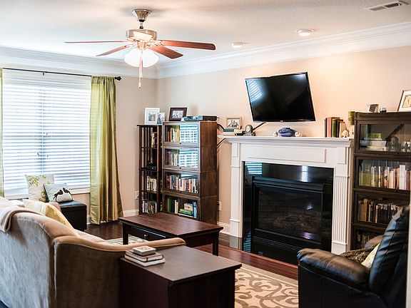 4th image of 3615 Wade Green Way