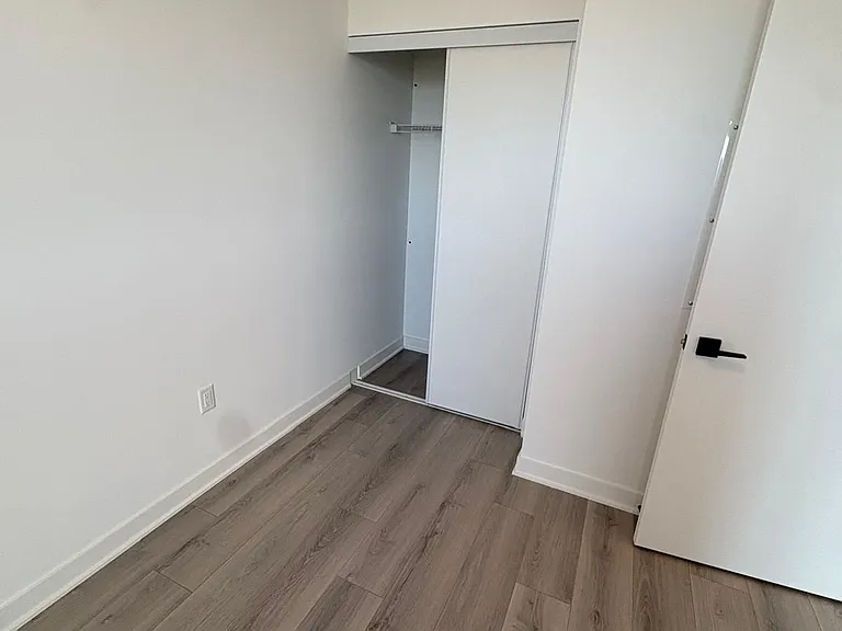 1185 Dupont St #2506 — Photo 7