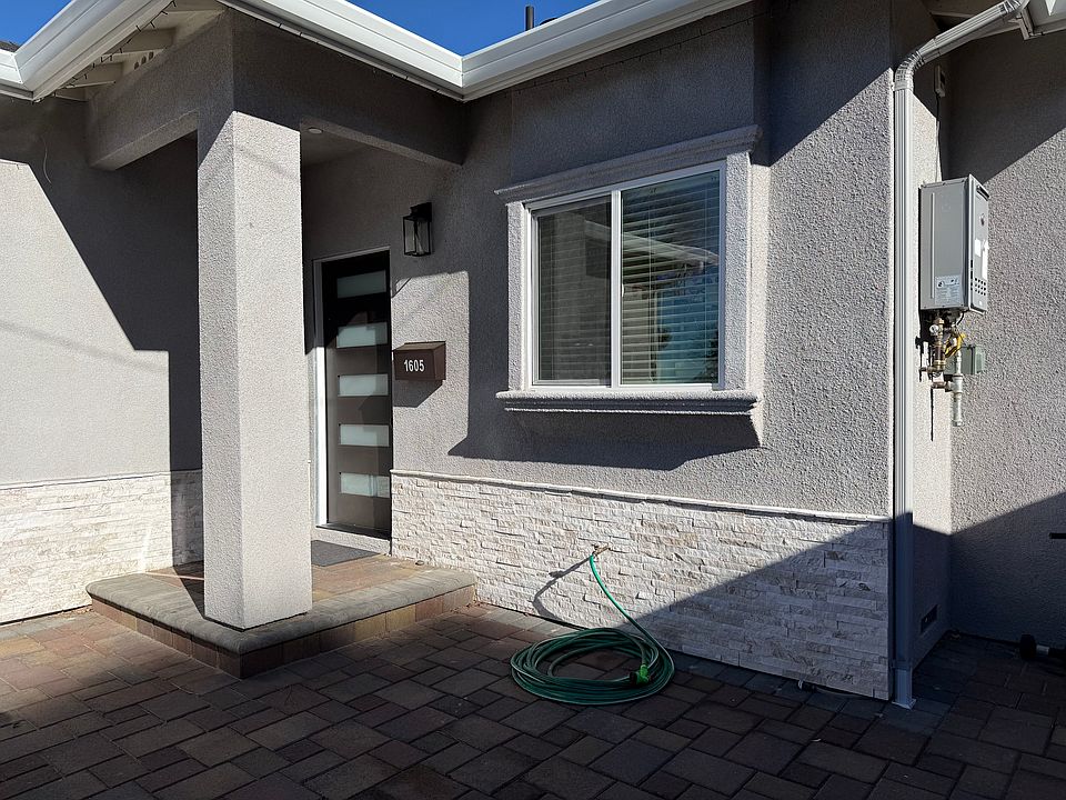 Private Entrance with porch