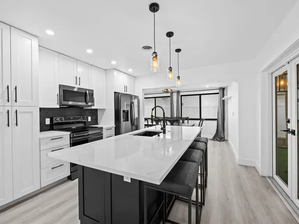 2634 NW 52nd Court, Fort Lauderdale, FL 33309