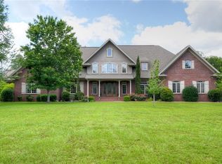 2037 Kirkland Dr, Auburn, AL 36832