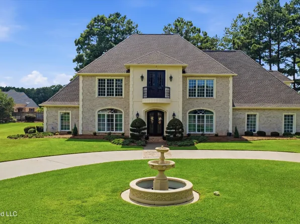 301 Pinehurst Cir, Ridgeland, MS 39157