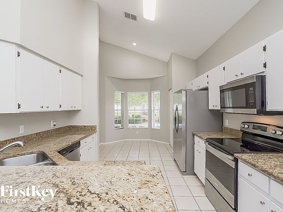5th image of 11013 Indian Oaks Dr