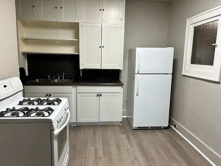 1502 Peck St #1 — Photo 5