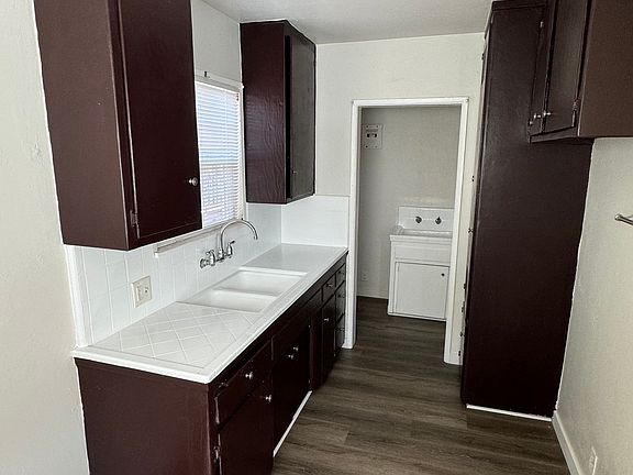 4th image of 10231 San Carlos Ave #C