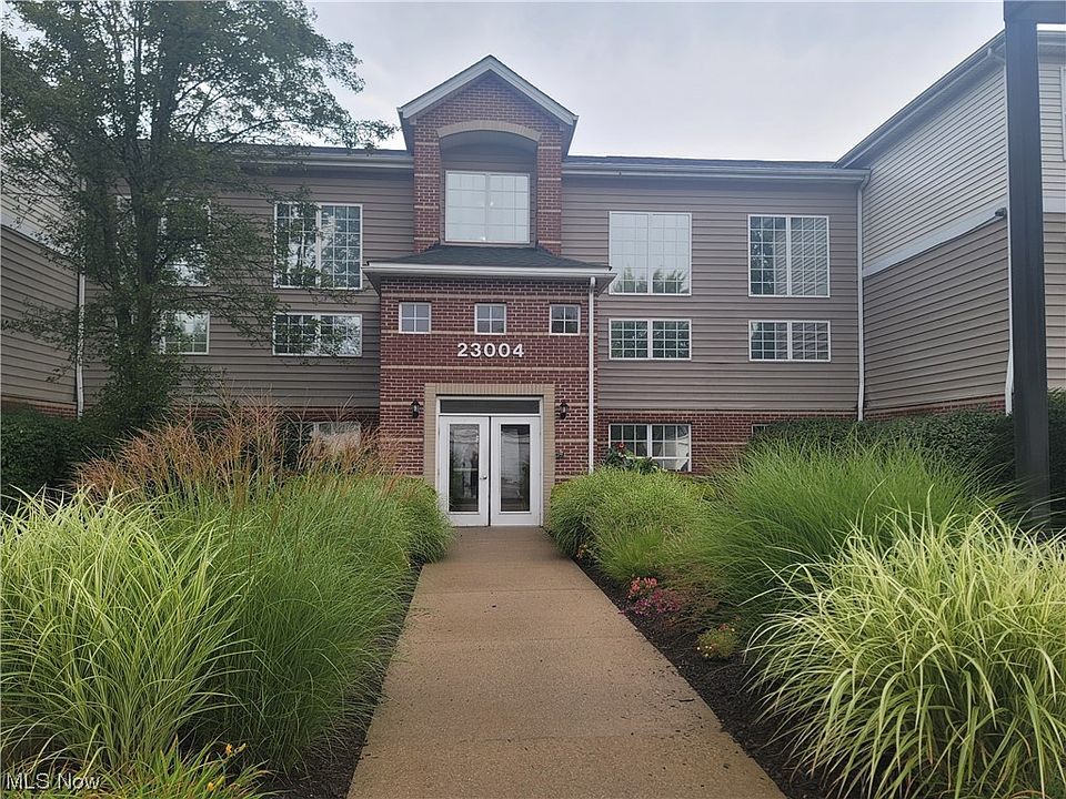 1st image of 23004 Chandlers Ln #4227