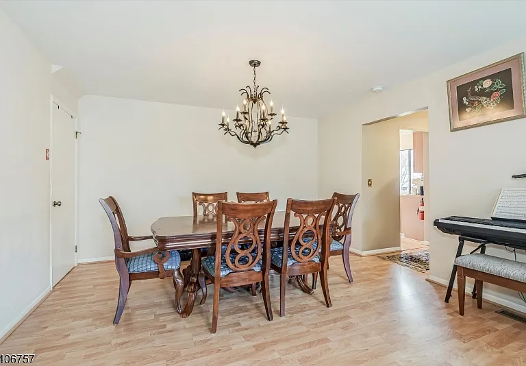 7 Eagle Dr — Photo 8