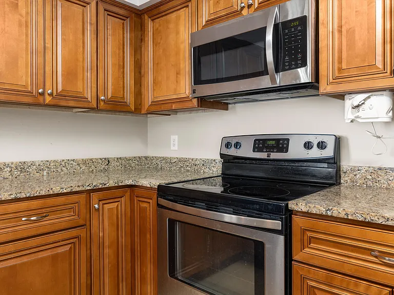527 Pine Tops Ct — Photo 9