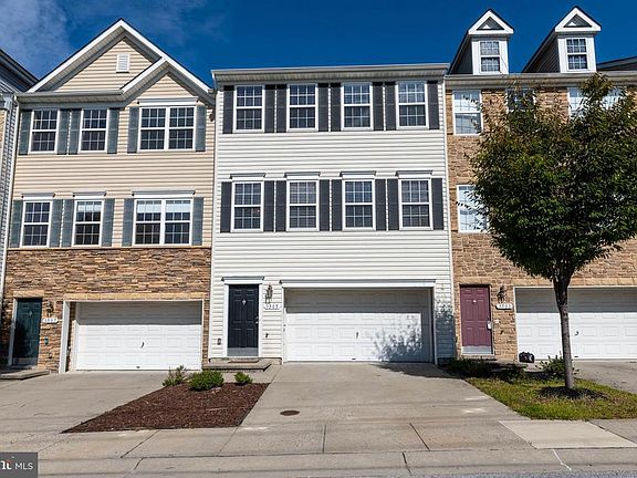2nd image of 3505 Fisher Hill Ln
