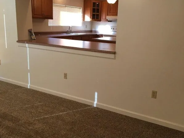 101 Fairlane Ave, Fairmont, WV 26554