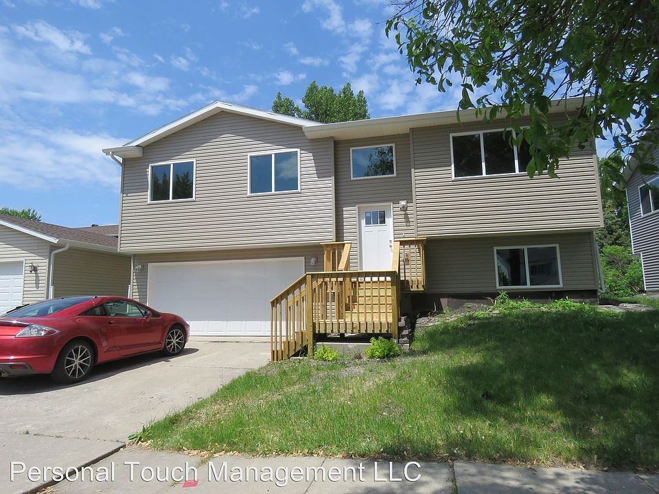 1st image of 580 22nd St E