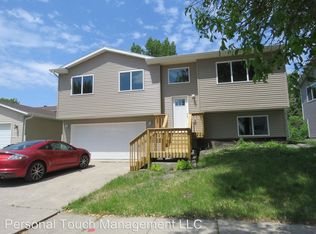 580 22nd St E, West Fargo, ND 58078