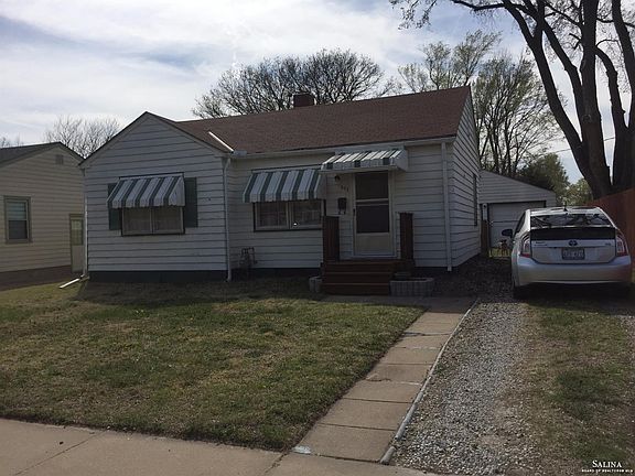 2nd image of 652 S Phillips Ave
